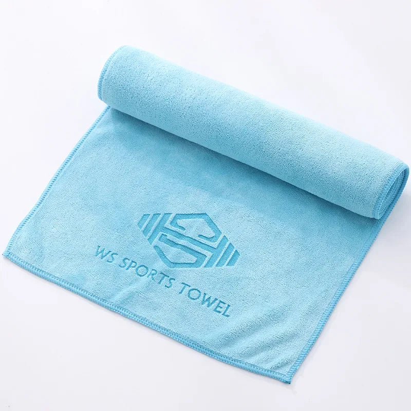 serviette sport microfibre absorption rapide vert bleu violet gris roseWSCS