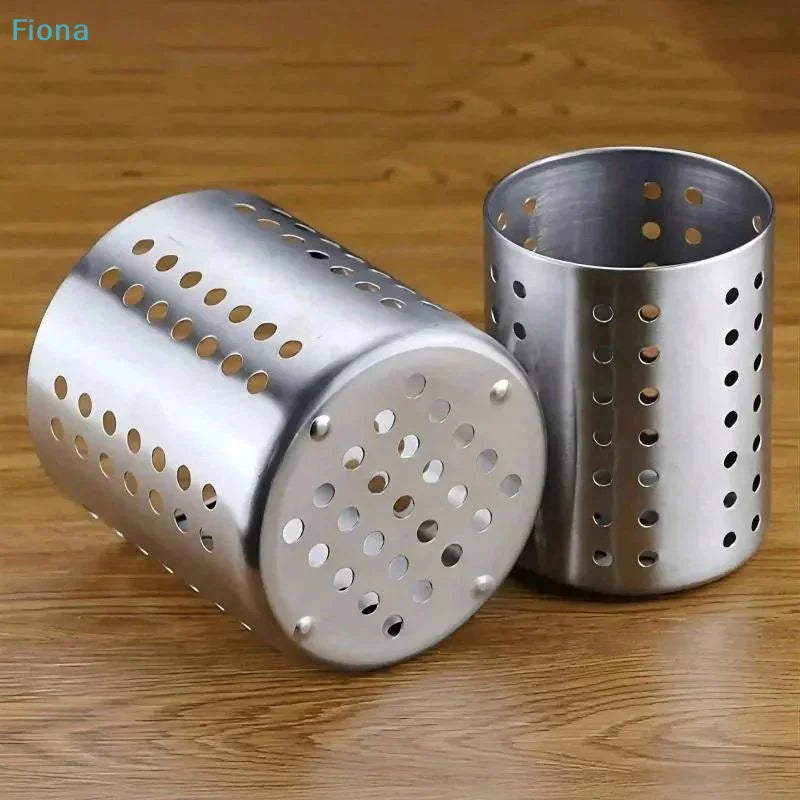 boîte rangement ustensiles perforée moderne acier inoxydable argenté cuillères fourchettes couteaux