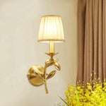 lampe murale moderne or feuilles dorées ombrelle beige fixée mur américain cuivre flux lumineux