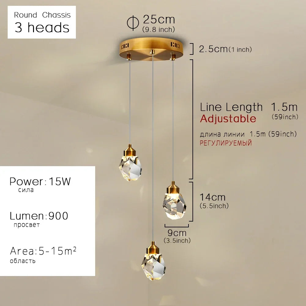 suspension lumineuse moderne or cristal led transparent facettes géométriques chambre élégante
