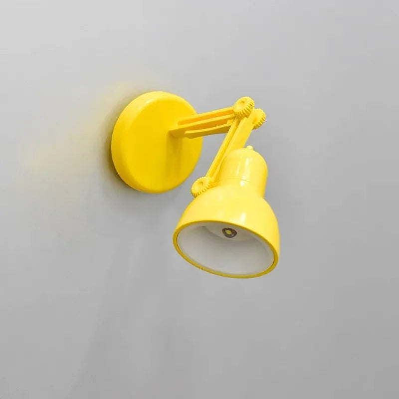 lampe table moderne adhésive couleurs vives orange rose vert jaune matériau lisse minimaliste