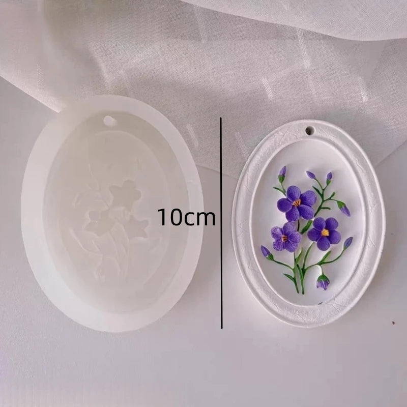 cadre décoratif ovale silicone fleurs reliefs artisanal clips ruban couleurs variées maison
