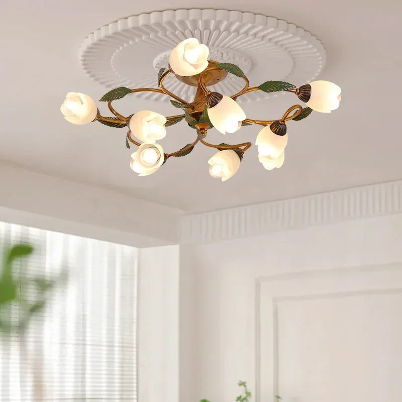 lampe suspension dorée fleurs stylisées ampoules verre classique romantiqueintérieur chambre salon decoration led