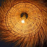lampe suspendue moderne jaune doré fibres naturelles opacité artisanale métal suspension câble