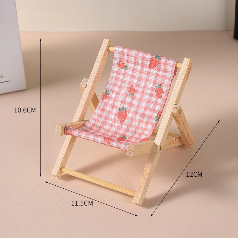 chaise pliante miniature accessoires poupée couleurs vives motifs citrons fraises moderne rayures horizontales
