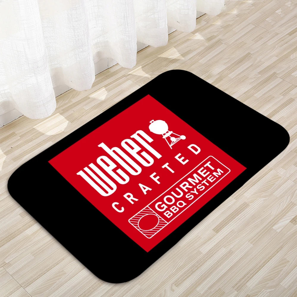 tapis sol barbecue weber rouge noir moderne antidérapant logo crafted sear zoneheimischt