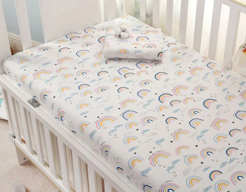 drap housse lit bébé coton motif oiseau étoile enfant chambre moderne blanc jaune gris