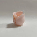 cache pot moderne forme fleur rose clair rose foncé support plante salon table