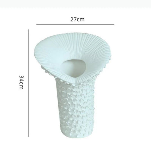 vase decoratif moderne blanc relief vertical transparent terrarium decoration intérieure artisanal contemporain sculptural