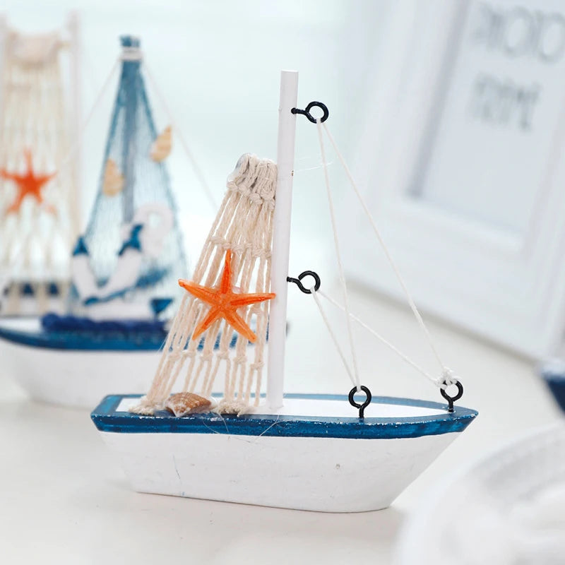 décoration nautique bateau voile blanc bleu orange marin artisanal festive anniversaire thuyền gỗ