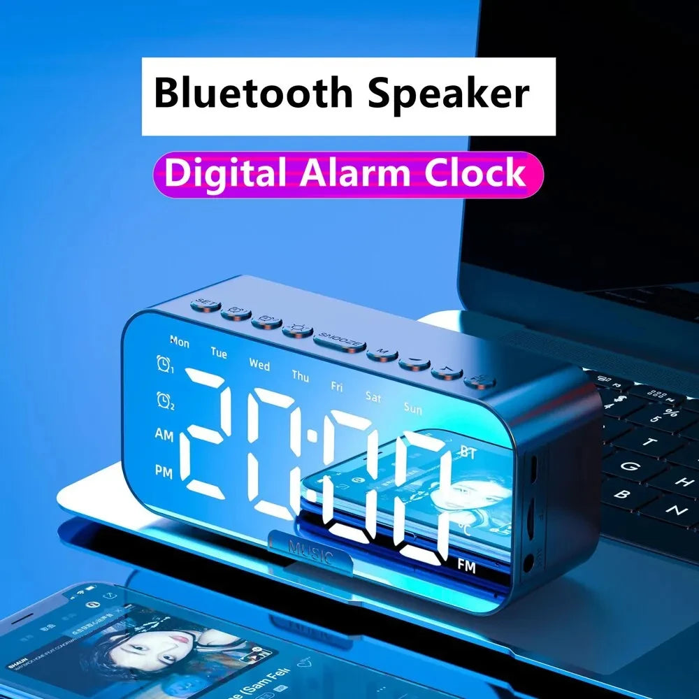 Réveil LED Bluetooth sur table de chevet dans une chambre décorée