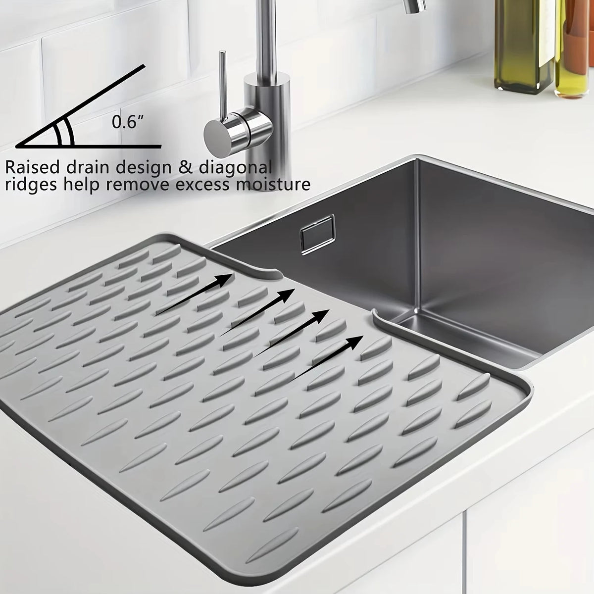 tapis drainage silicone noir moderne rayures diagonales cuisine antidérapant résistant chaleur 40cm 32cm