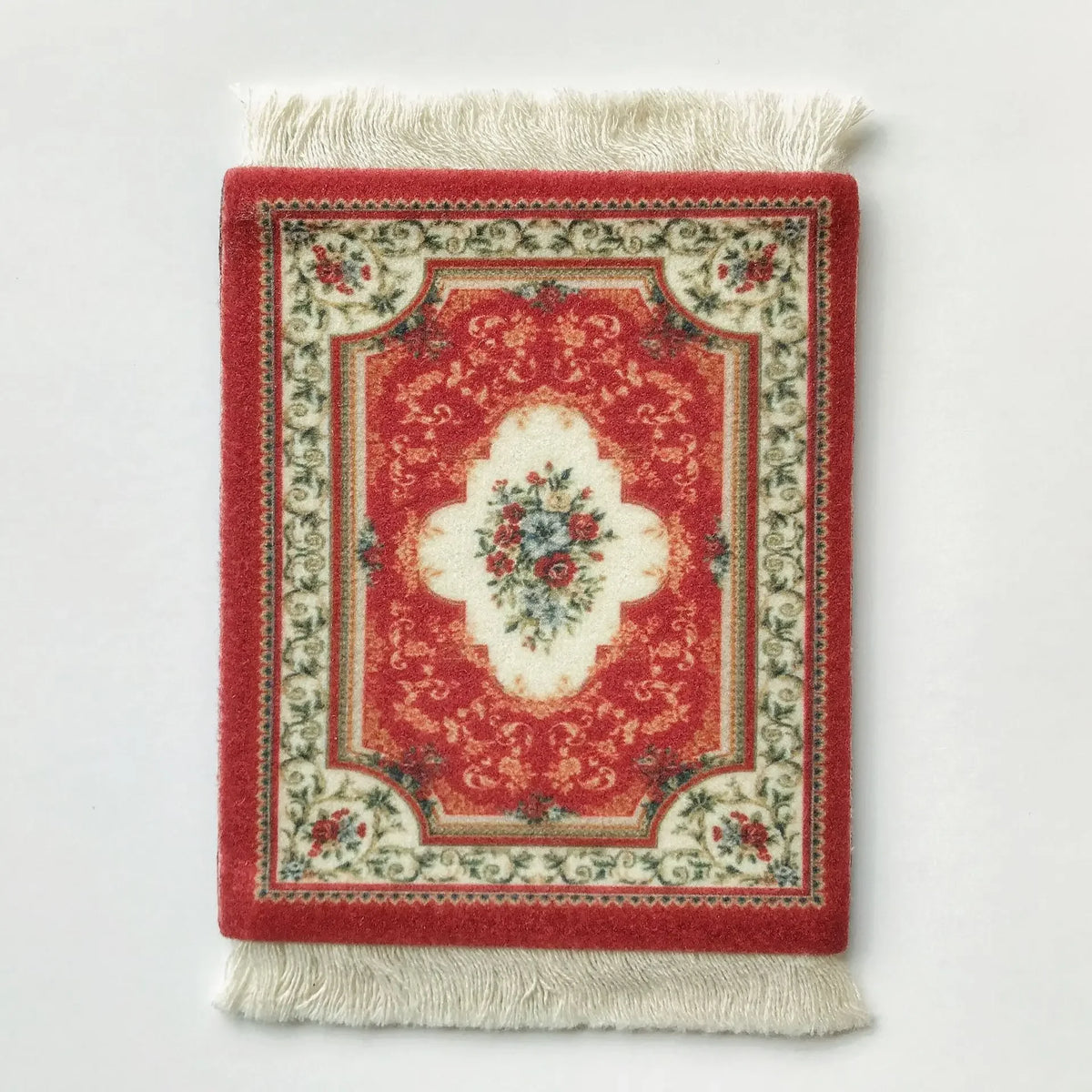 tapis table classique ornements floraux motifs géométriques franges rouge vert bleu beige blanc respectueux