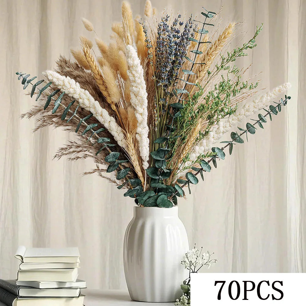décoration boho bouquet pampas blanc rouge vert feuilles eucalyptus dried flowers intérieur anniversaire mariage