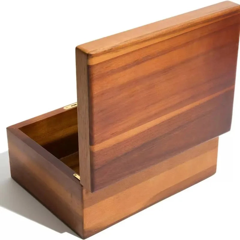 boîte rangement bijoux bois marron clair serrure charnières classique intérieur grain bois opaque femmes