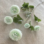 décoration intérieure bouquet artificiel fleurs chrysanthèmes feuilles vertes moderne or rose violet