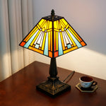 lampe table art déco vitrail couleur noir marron orange jaune bleu blanc motifs géométriques