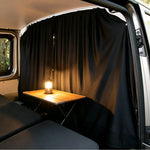 rideau voiture noir uni opaque moderne coussins tête table pliante