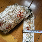 ruban dentelle brodé adhésif motif floral noir or couture mariage décoration couture