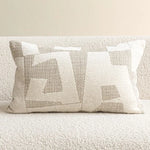 coussins décoratifs modernes motif géométrique beige gris noir rouge polyester