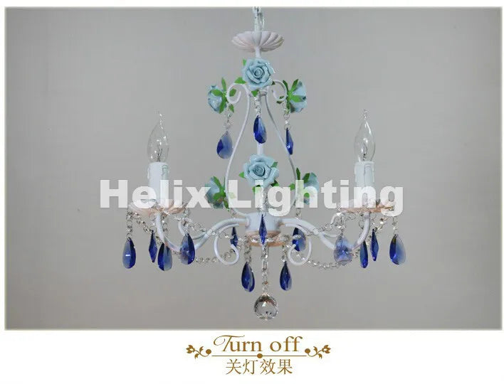lustre décoration intérieure blanc bleu cristaux fleurs céramique floral classique semi encastré