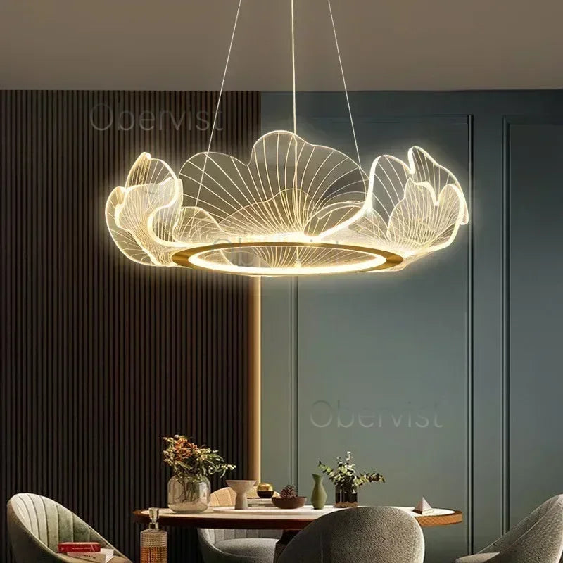 suspension lumineuse contemporaine filigrane floral blanc doré élégante intérieur lumière blancheversible