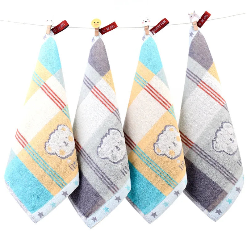 serviettes coton animées dessin triangles lapins nuages étoiles clips enfants rose bleu