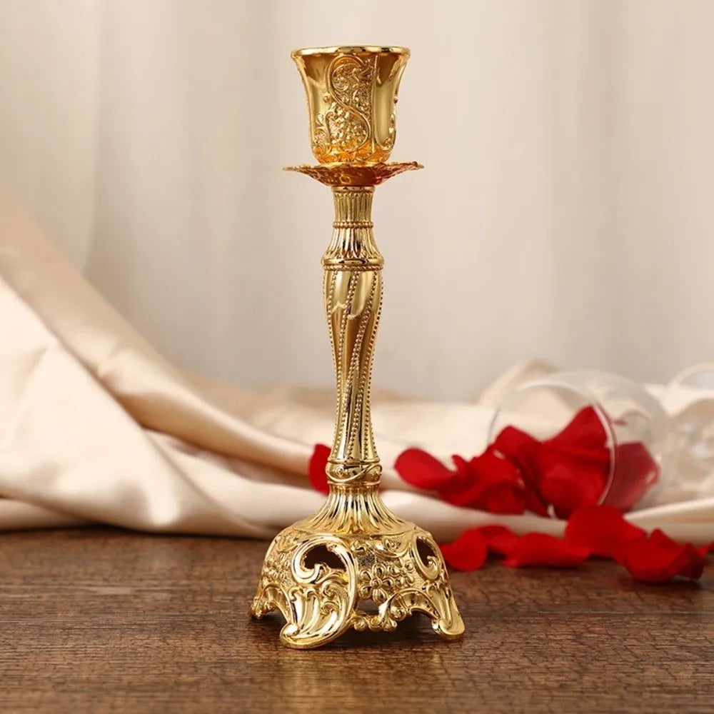 bougeoirs or argent ornements floraux classique baroque décoration intérieure support bougie nouveau post moderne