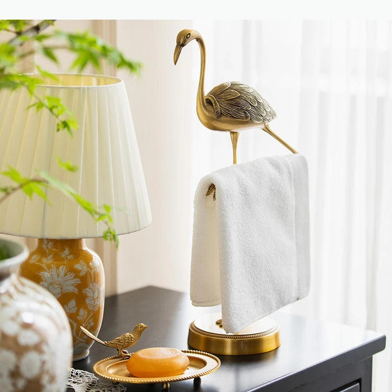 porte serviettes cuivre sculptural oiseau élégant support serviettes tissus cosmétiques bijoux contemporain