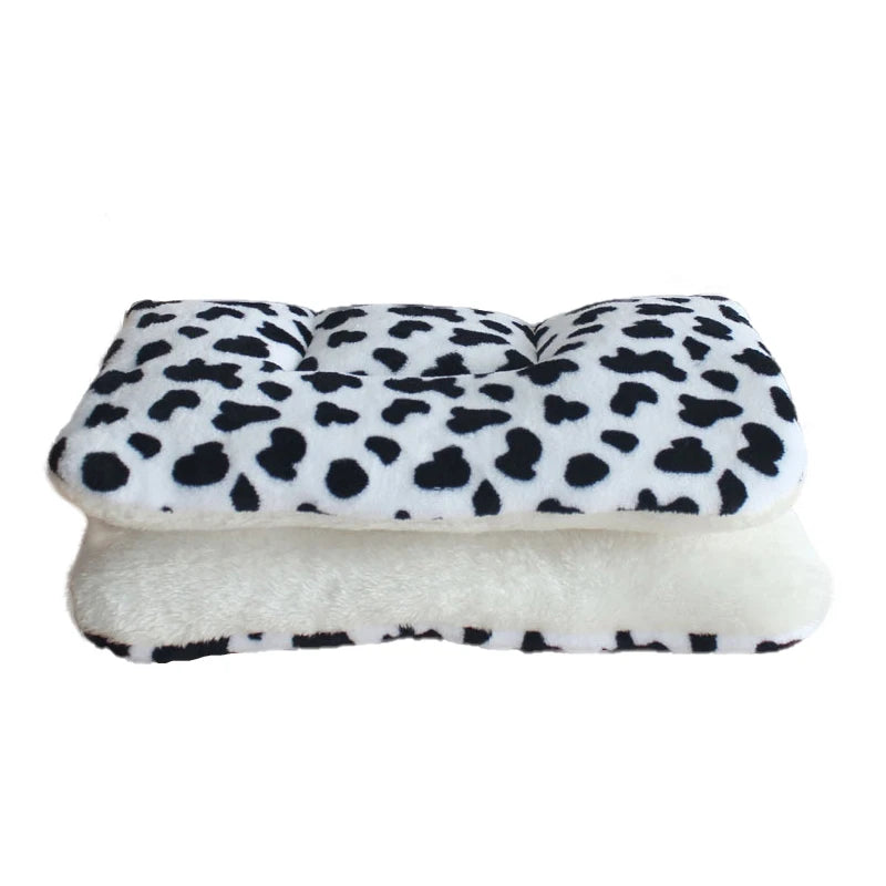 coussin lit chien chat doux flanelle confortable motifs animaux colorés