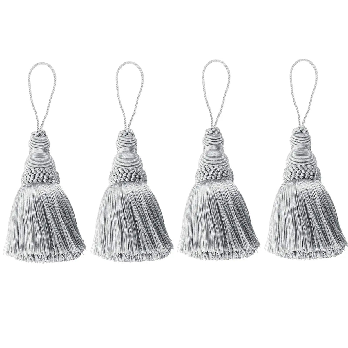 pompons décoratifs tissés élégants gris beige bleu rose noir blanc pièces