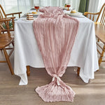 serviettes table rose pâle crêpe plissées décoration élégante maison mariage festive