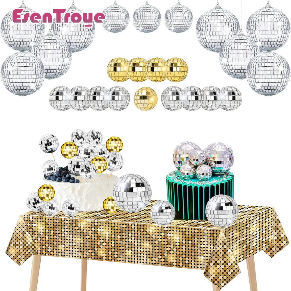 décoration fête disco boules miroirs nappes géométriques argentées dorées turquoises noires