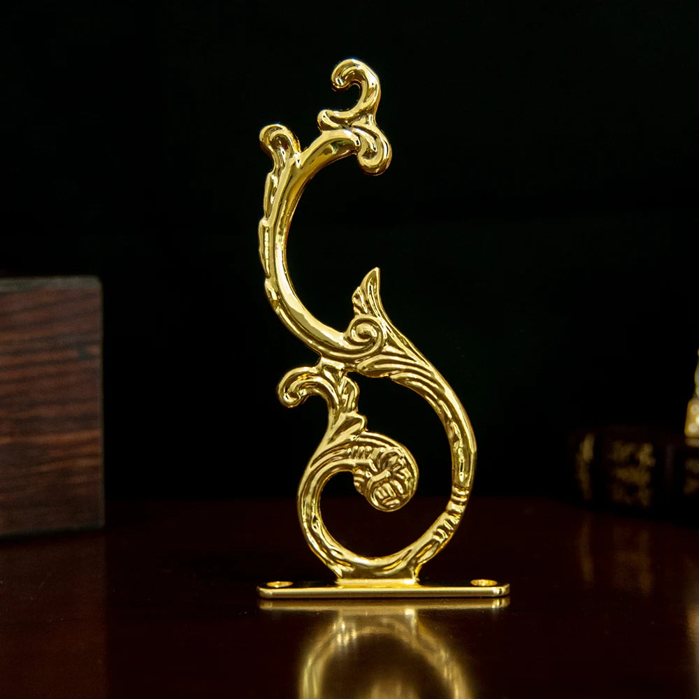 porte plume métal doré sculpté classique plume inclusOpaque Baroque Décoration Murale