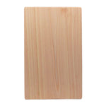 planche découper bois clair rectangle emballage papier blanc couteau manche bois clair panier tressé