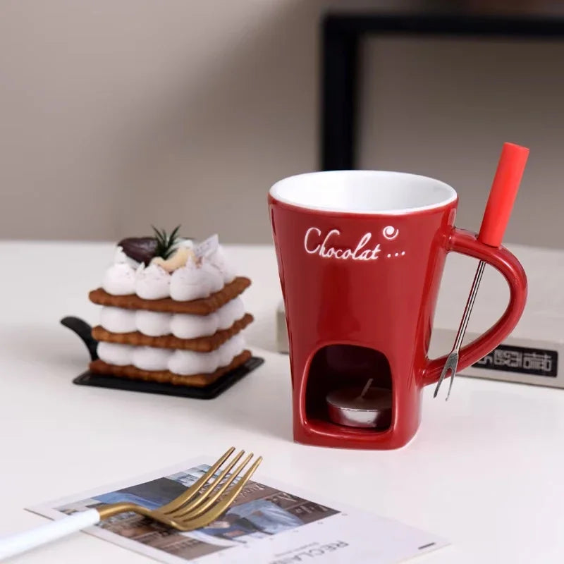 fondue chocolat moderne tasses lait rouge noir blanc cuillère bougie