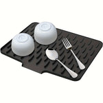 tapis séchage vaisselle silicone noir blanc moderne minimaliste texturé rainures diagonales facile nettoyage