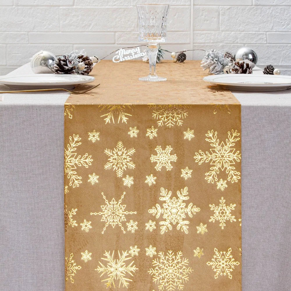 chemin table festif flocons neige noël gris clair blanc rouge doré festive