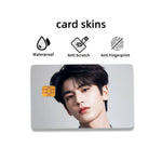 protection carte crédit personnalisée photos personne moderne opaque sans marques