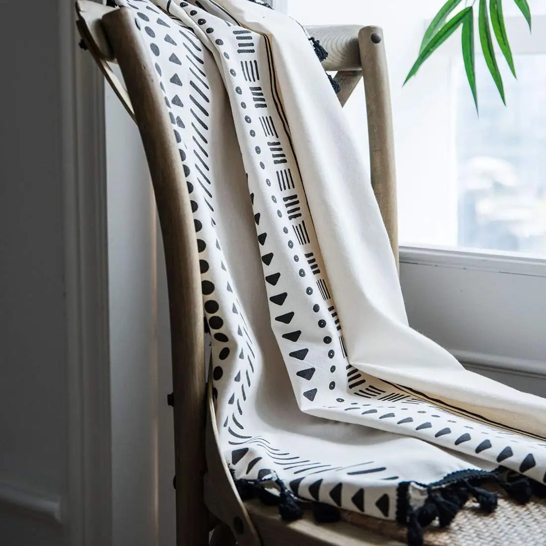rideau boho chic motif géométrique franges noires coton opaque beige noir chambre salon
