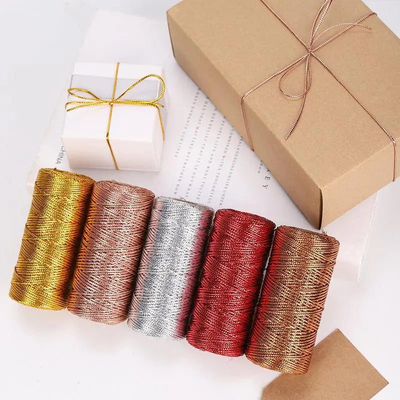 fil coton métallisé or argent rouge vert lustré brillant décoration festive bricolage emballage cadeau