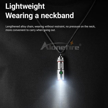 lampe torche rechargeable led noire argent verte compacte éclairage urgence camping voyage porte clés