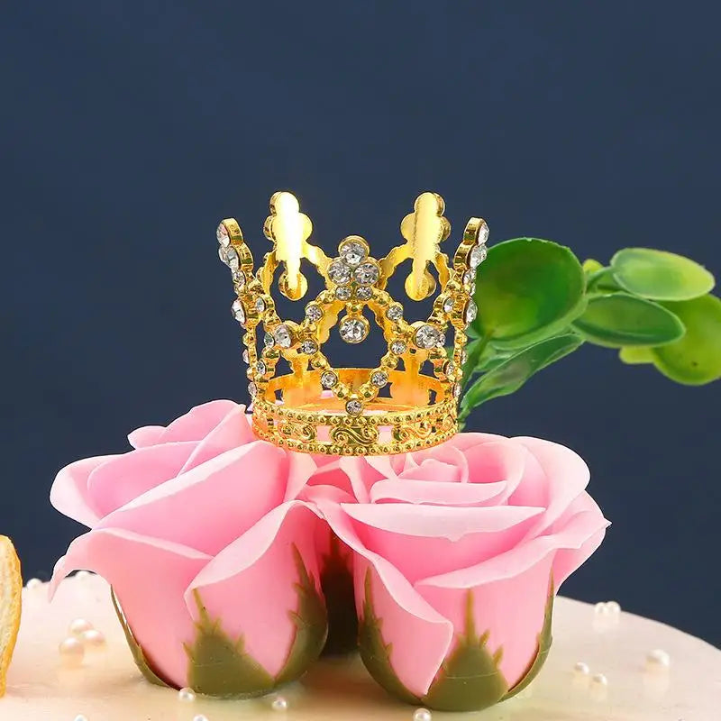 décoration gâteau couronne or argent cristaux topper anniversaire mariage fête élégant baroque