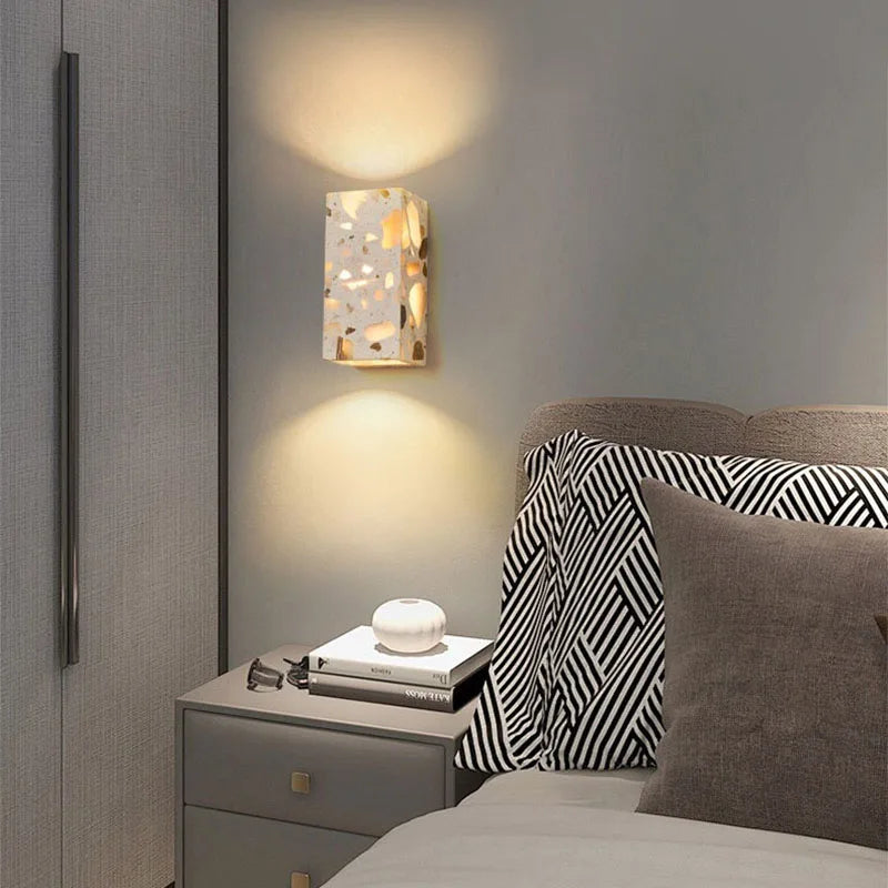 lumière murale moderne led terrazzo beige blanc marron clair semi transparent minimaliste fixations murales