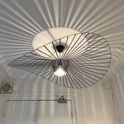 Lustre suspendu chapeau de paille design français en textile bleu pour salon moderne