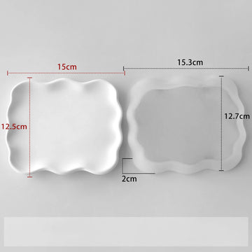 assiettes silicone forme coeur blanc lisse moderne rangement bijoux décoration plâtre époxy création maison