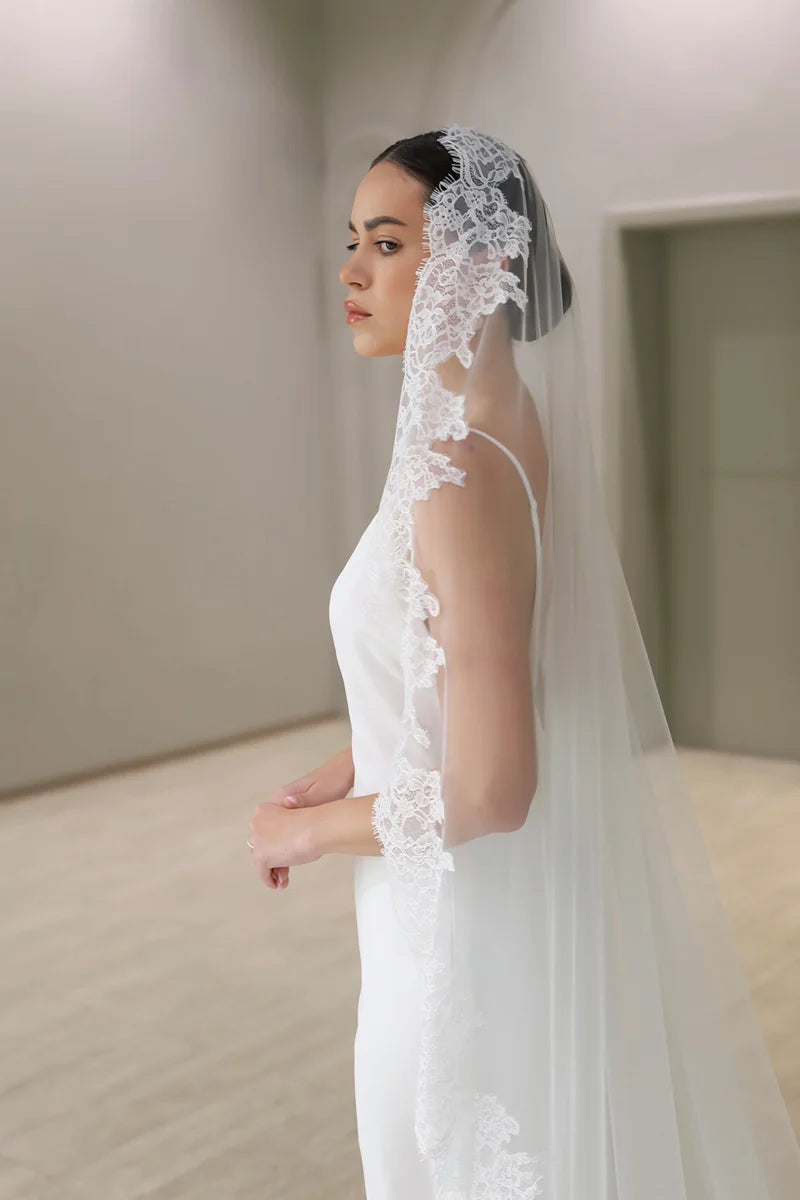 voile mariée dentelle polyester blanc crème classique élégant translucide bordure dentelle