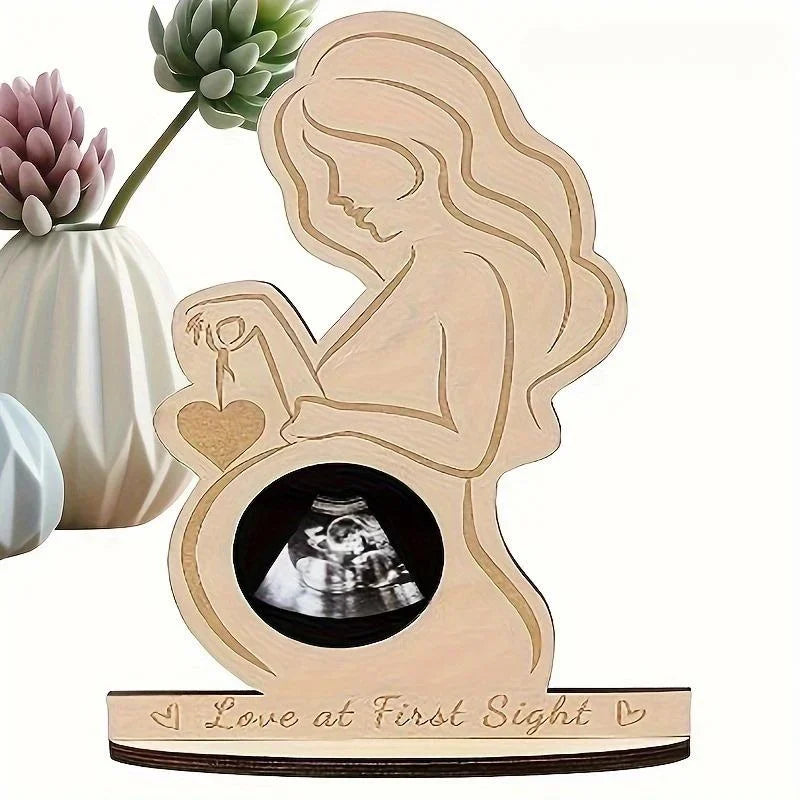 Cadre photo bois naturel silhouette femme bébé motif cœur minimaliste ornement échographie
