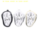 horloges surréalistes déformées noir doré argenté cadran transparent chiffres romains salon déco moderne