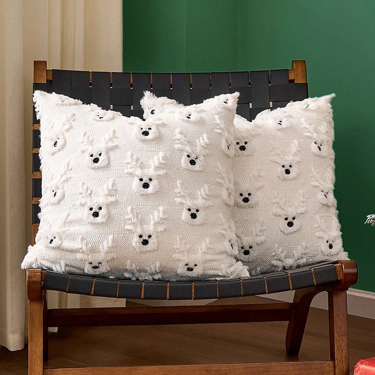 housses coussin brodées ours blancs texture douce décoration noël 45x45cm glissière fixations oreillettes